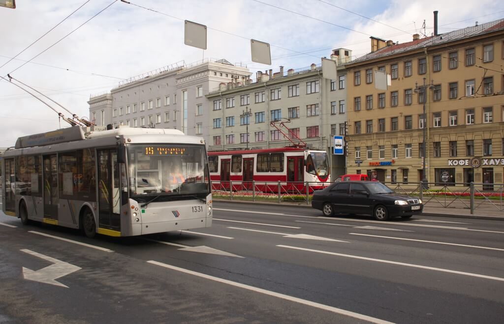 bus and tram