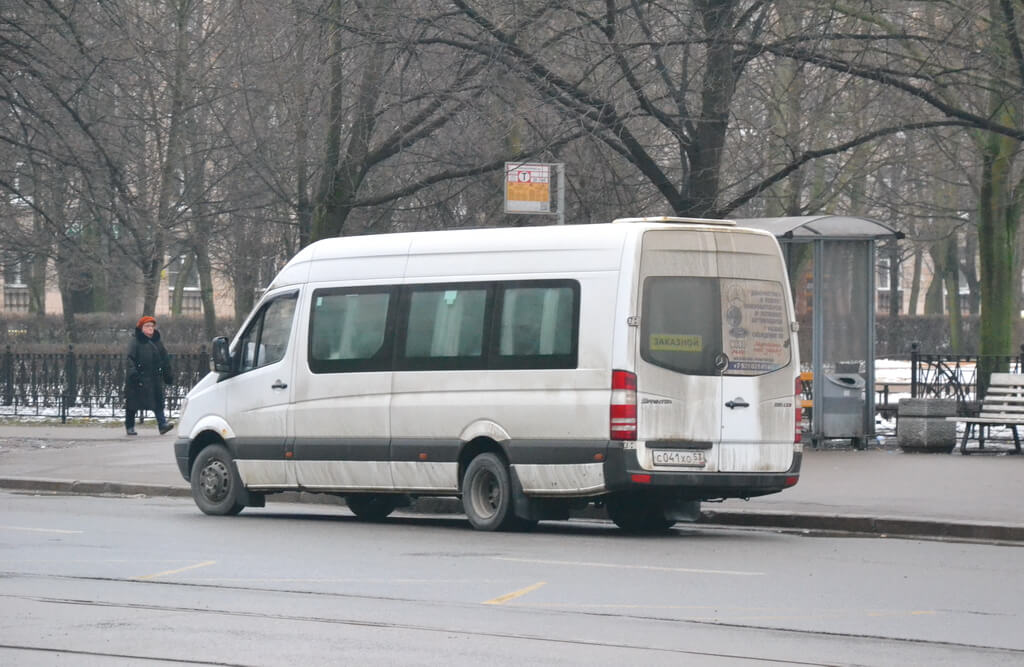 A minibus to Novgorod