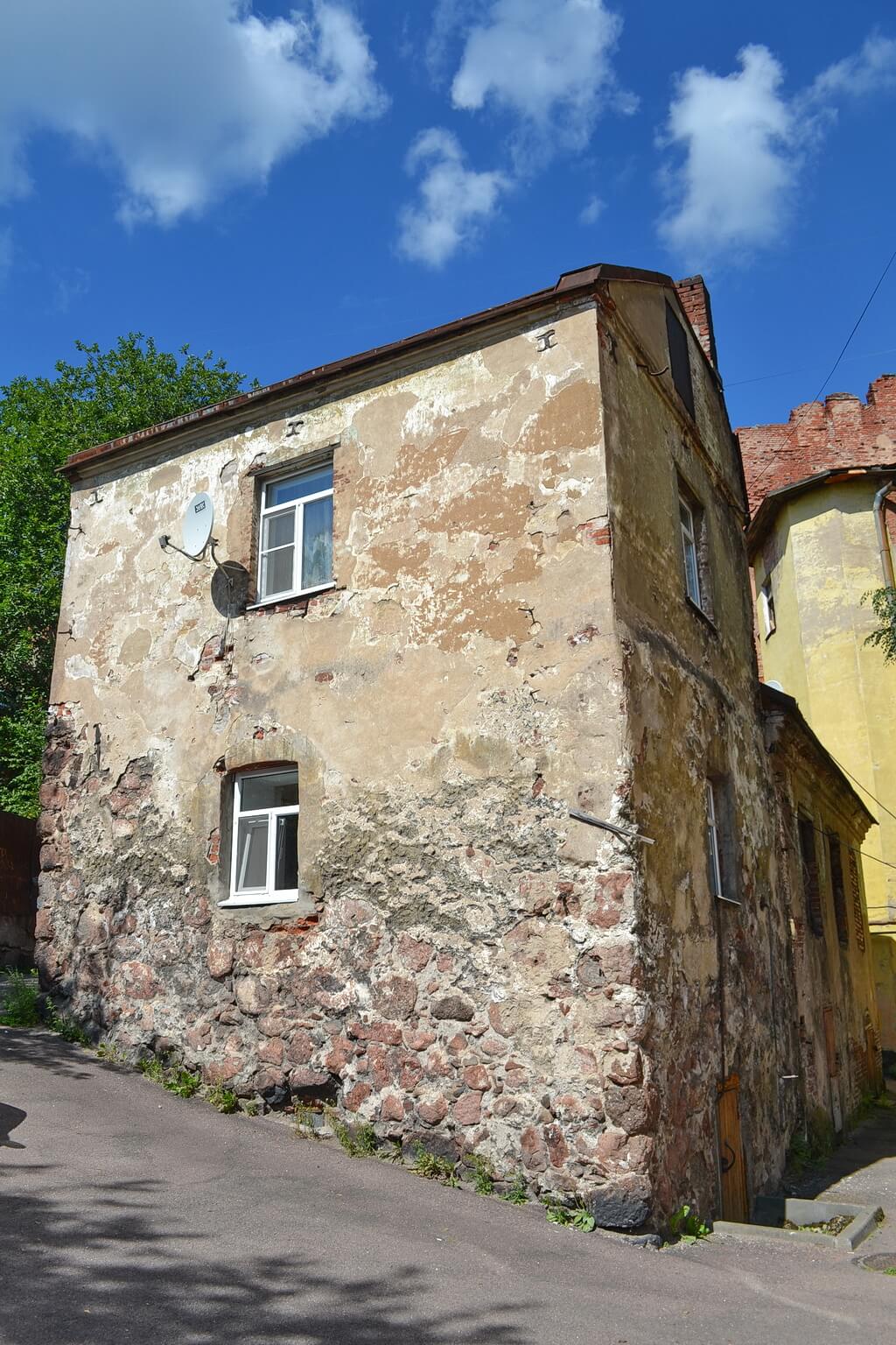 Oldest house