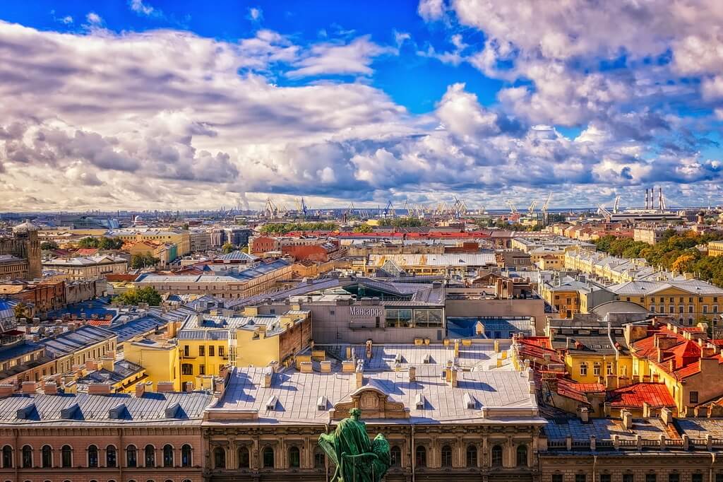 St Petersburg roofs