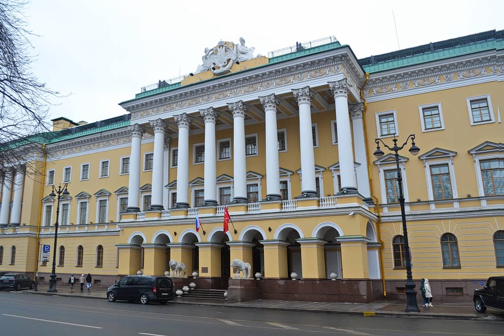  Four Seasons Lion Palace St Petersburg